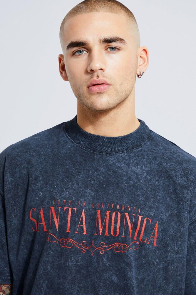 Size: XS Charcoal Oversized Washed Santa Monica Print T-shirt