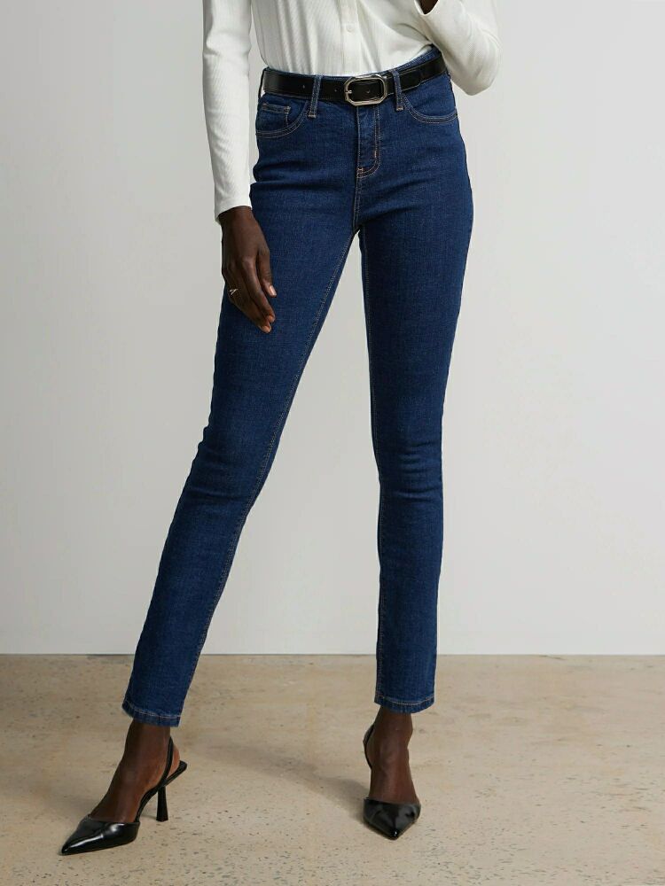 Super Stretch Tall Essential Mid-Rise Skinny Ankle Jeans Size: L SKU#098000