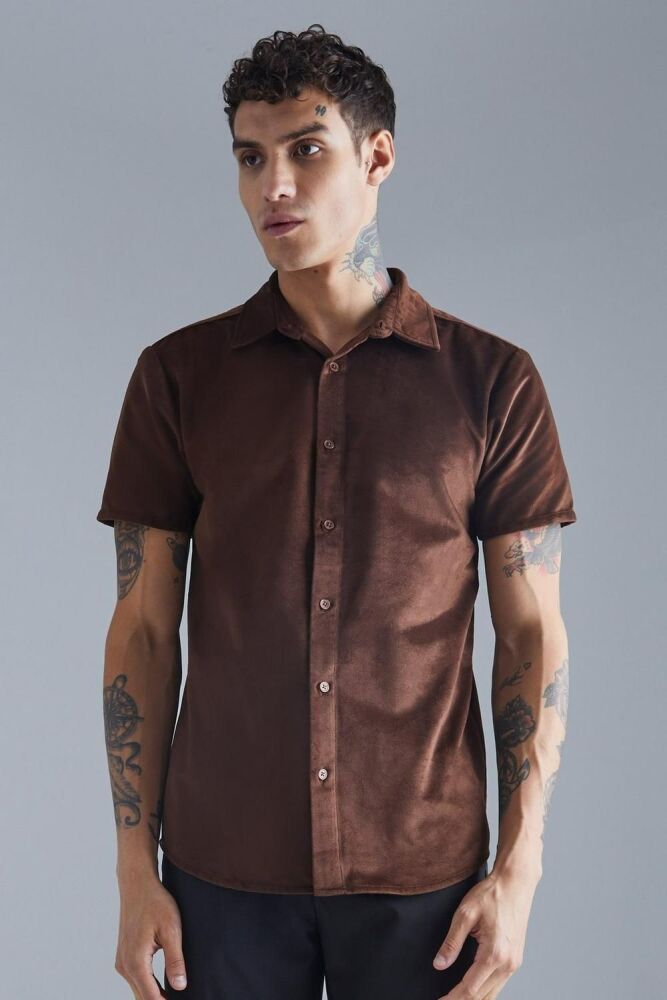 Brown Velour Short Sleeve Shirt Size: L