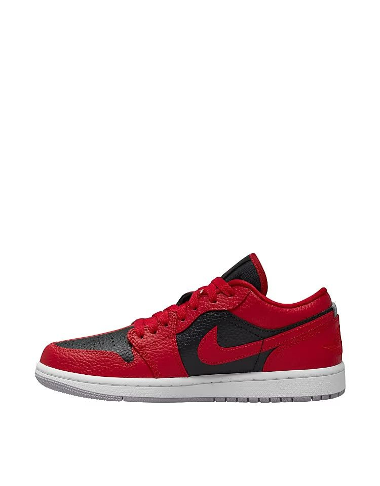 Nike Air Jordan 1 Low Sneakers