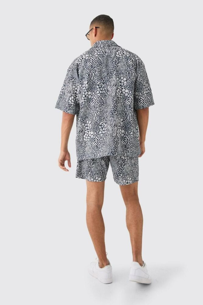 Oversized Animal Print Short Size: M SKU: 708692