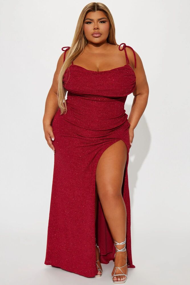 Red Midnights In Paris Gown Size: 3XL SKU: G000012