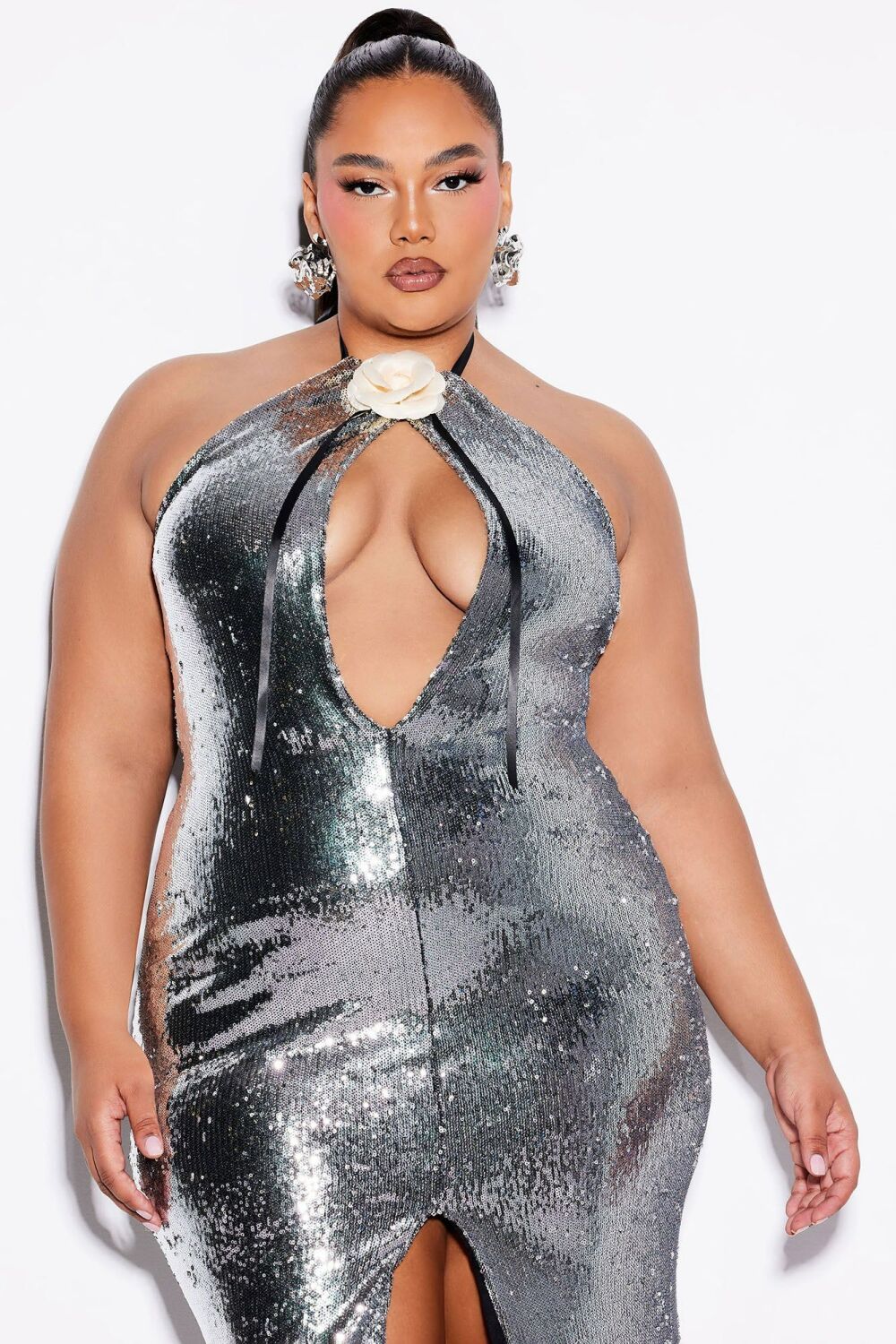 Silver Sequin Maxi Dress Size: 2XL SKU: F043688