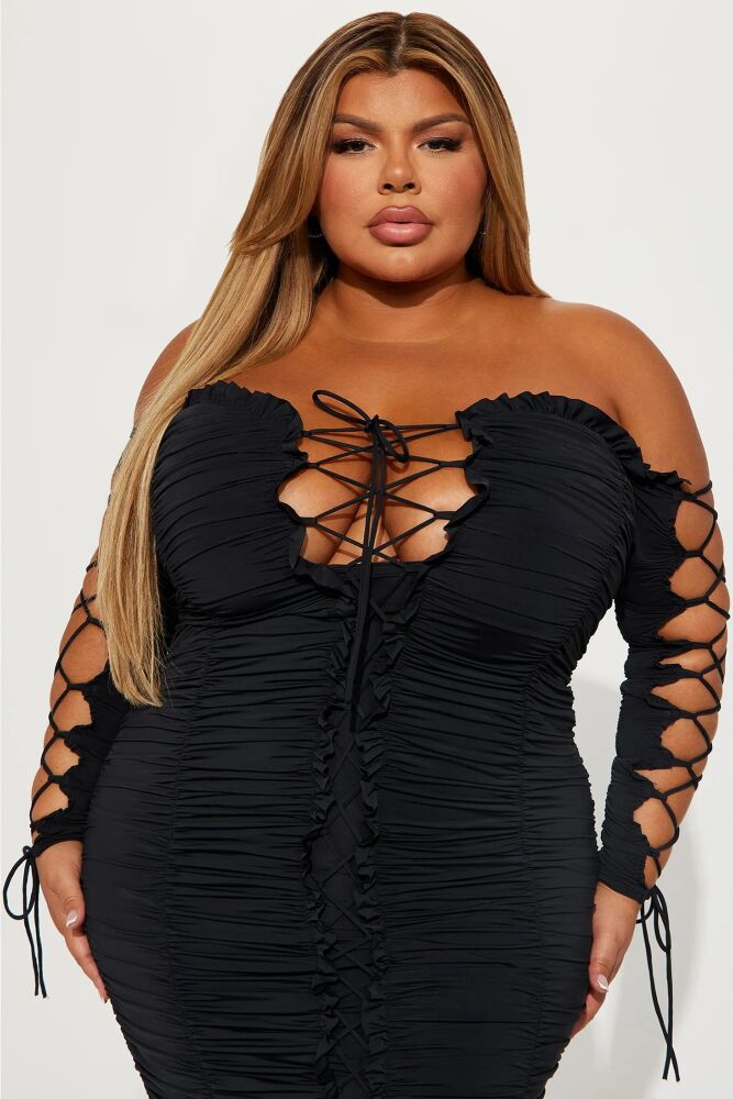 Black Off Shoulder Midi Dress SKU: M536372