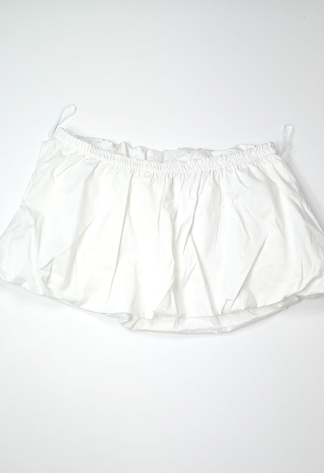 Classic White Balloon Skirt Size: XL SKU: 27481639