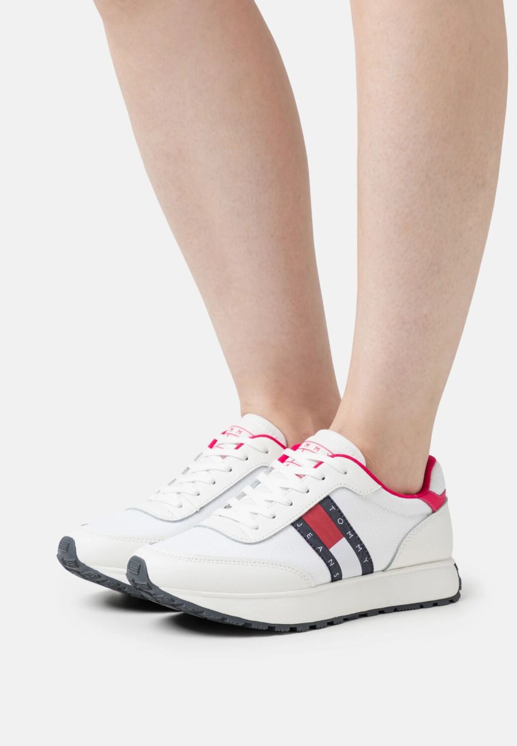 Tommy Jeans Retro Low Top Sneakers Size: 10 SKU: T068779