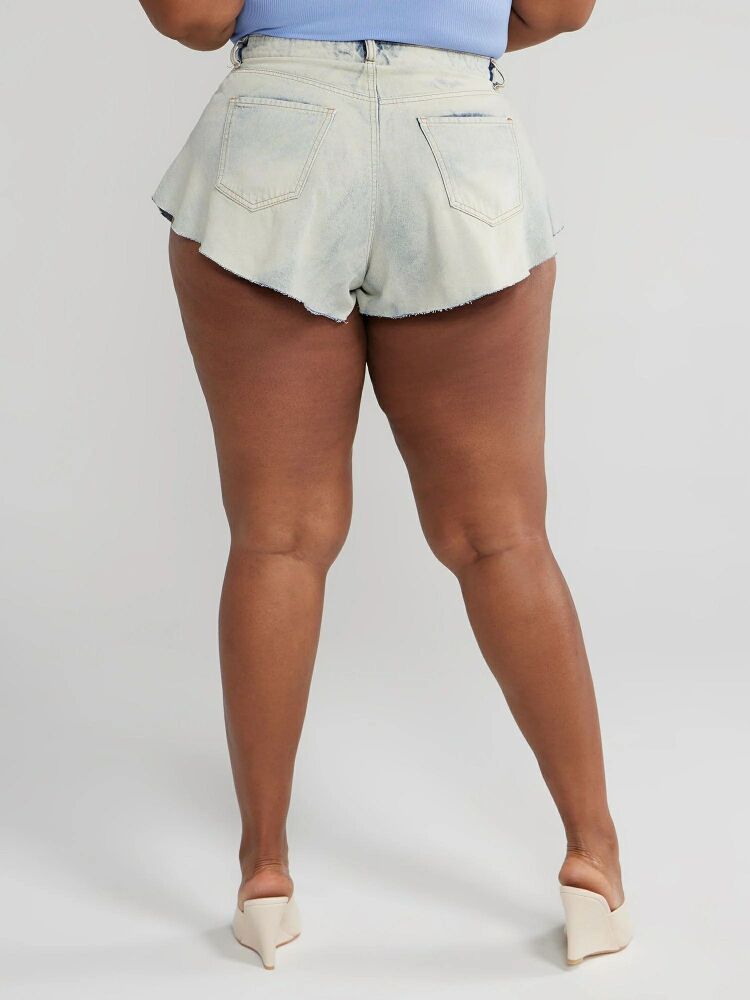 Light Blue Wash Denim Flippy Shorts Size: 16 SKU: 0175856