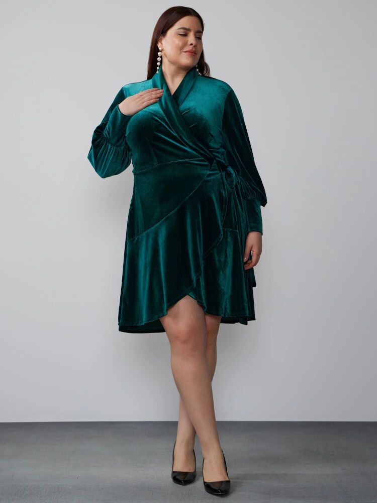 Green Long Sleeve Velvet Wrap Dress SKU: H0M6758