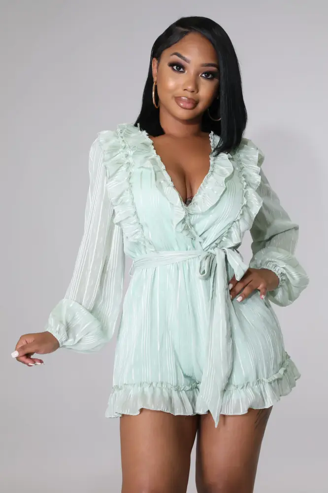 Expensive Touch Romper Size: L SKU: 711234B
