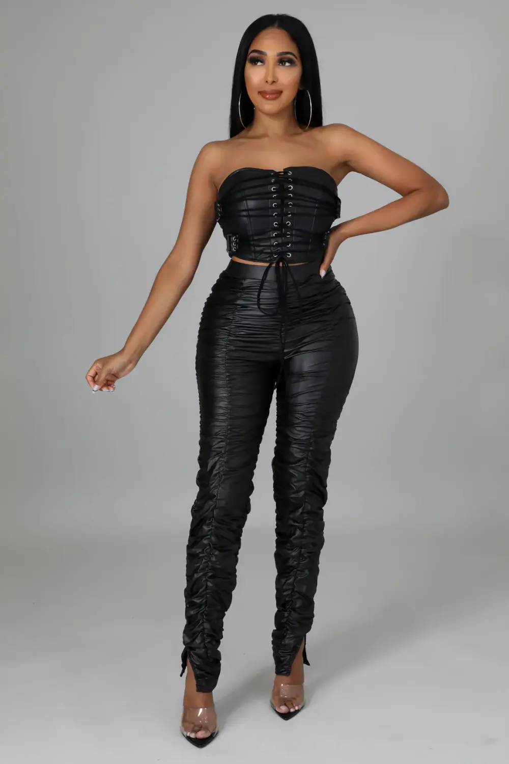Black Chic Nights Pants Size: M SKU: H097778