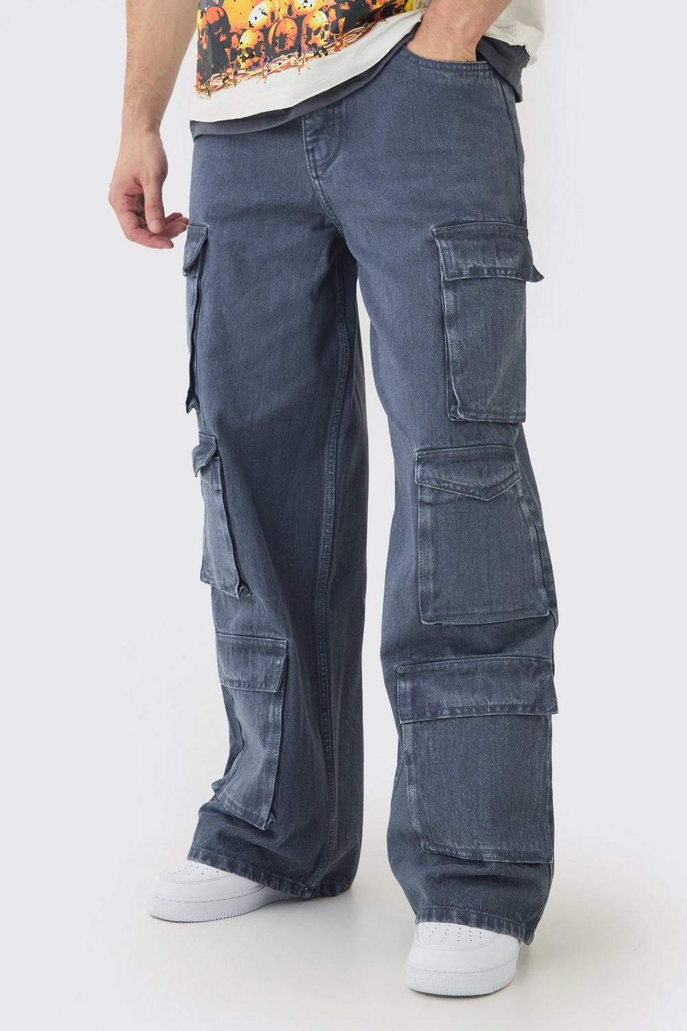 COMING SOON! Grey Baggy Multi-Pocket Cargo Jeans Size: 34 SKU#: L481257
