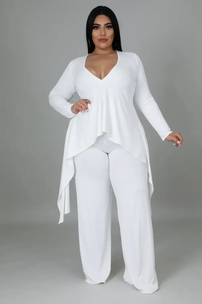 White Two-Piece Wide Leg Set Size: 3XL SKU: 8HAU943