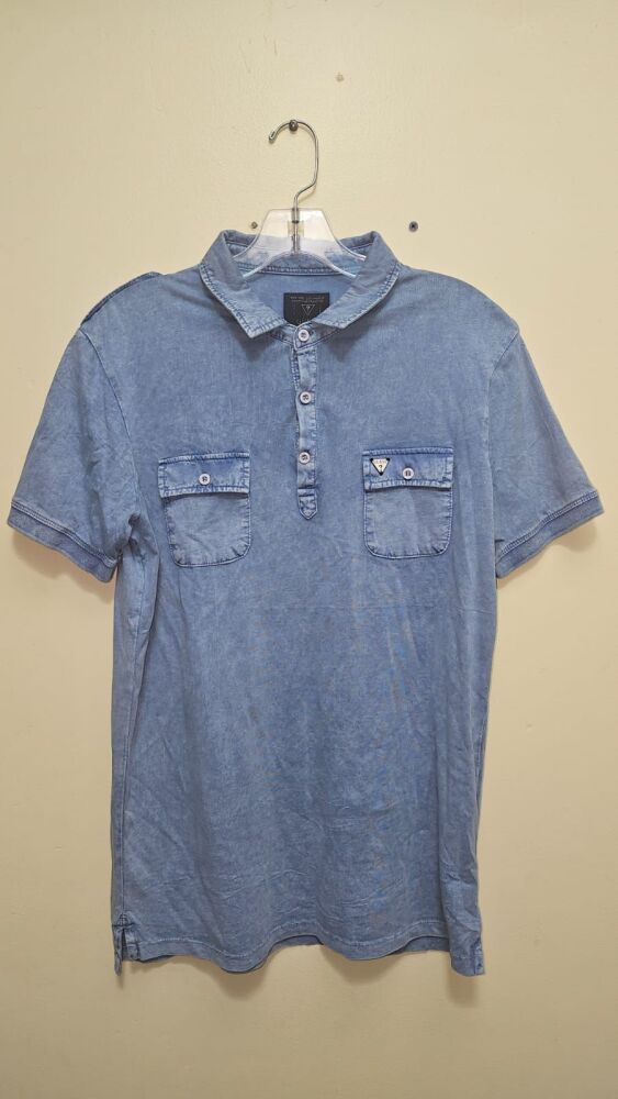 Guess Men’s Blue Short Sleeve Polo Shirt Size: ML SKU: 0890E43