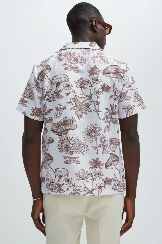 Linen Mushroom Garden Print Shirt Size: M SKU: 0B98022