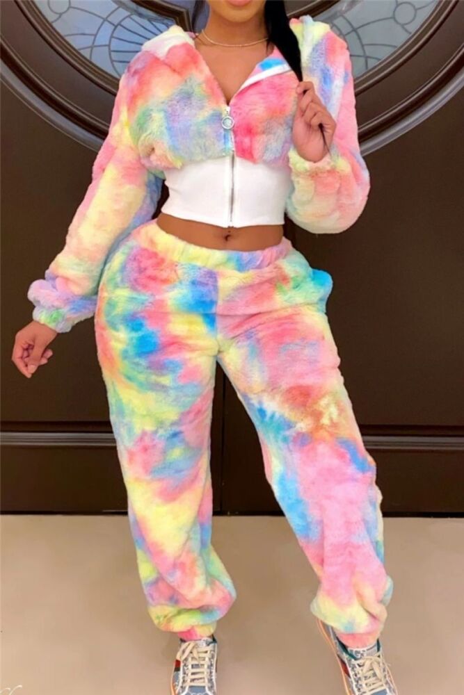 Tie-dye Printed Velvet Loose Fit Jogger Set Size: M SKU: N879012