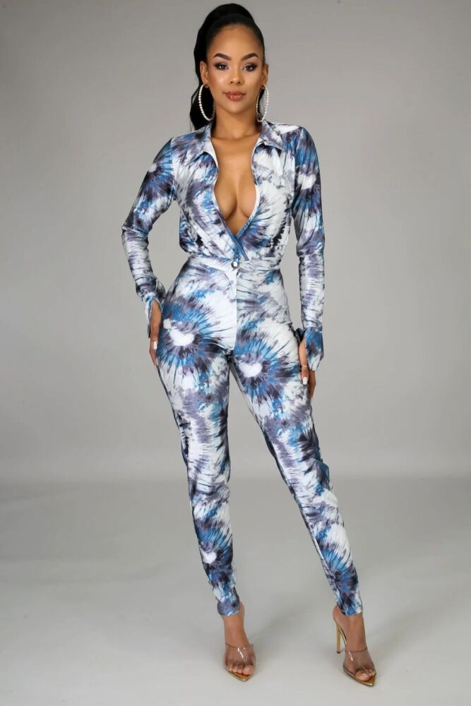 Blue Printed Taking Over Stretch Pant Set Size: M SKU: 76Y8688
