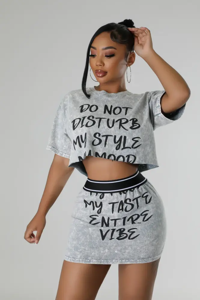 Short Sleeve Cropped Graphic Design High-waisted Skirt SKU: HU87901