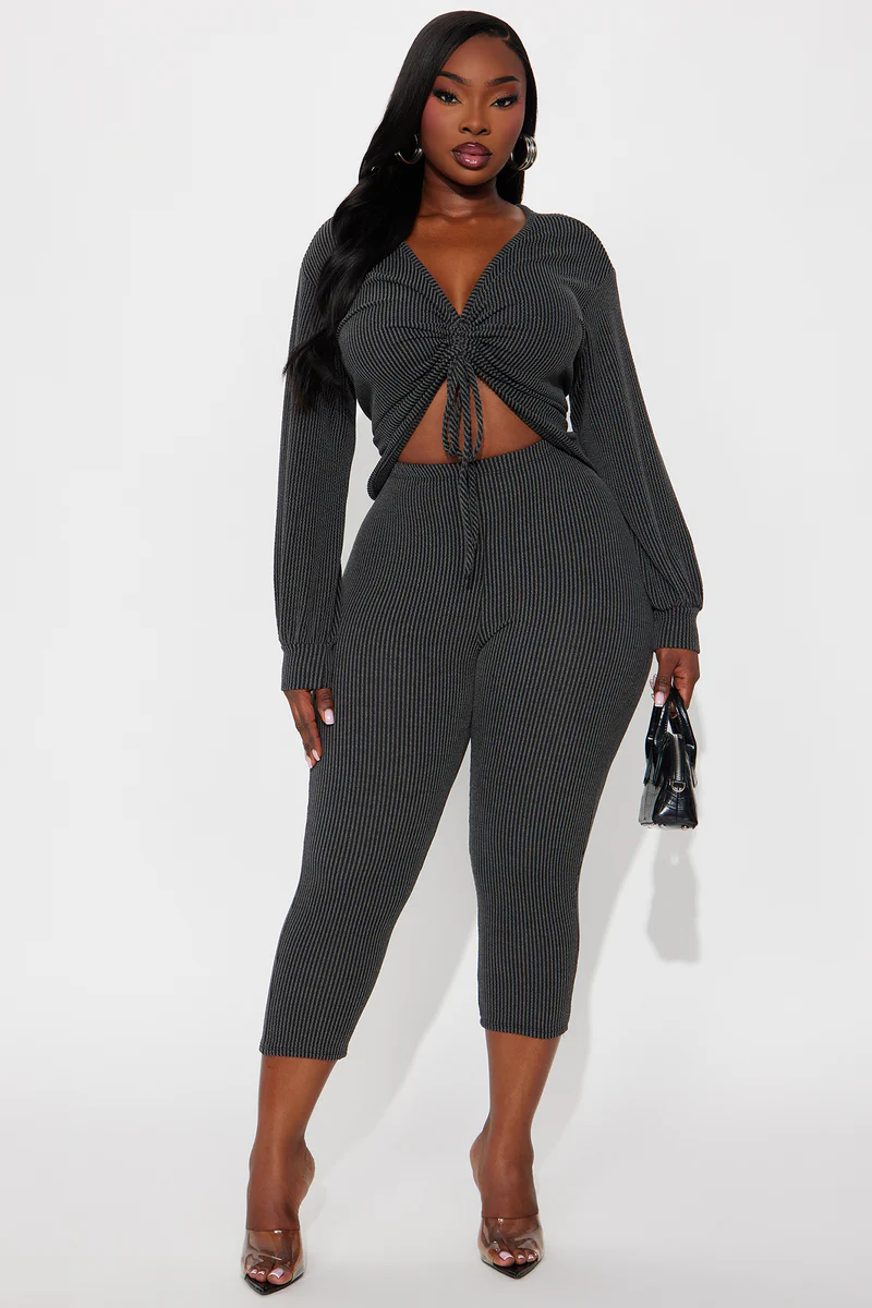 Charcoal Capri Pant Set Size: 2XL SKU: G768690