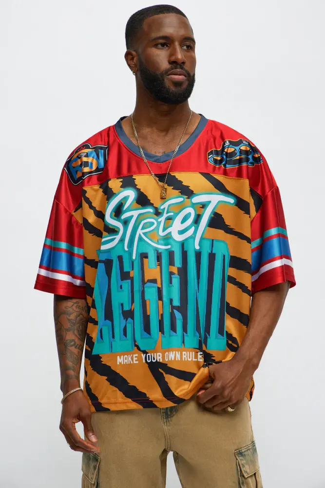 Red Street Legend Football Jersey Size: L SKU: 108980B