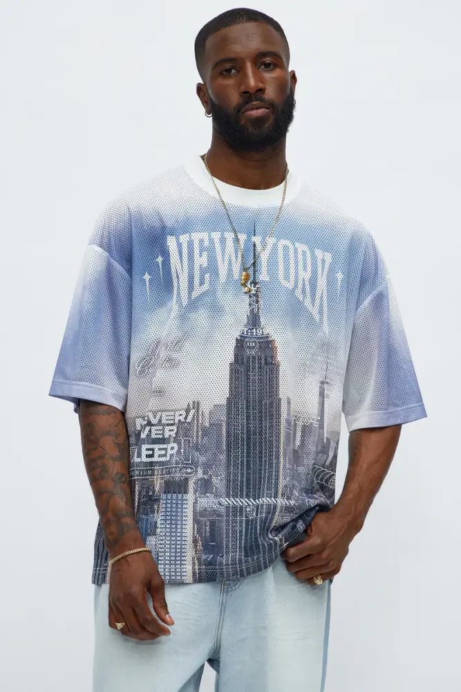 Multi Color Regular Fit New York Print T-shirt Size: L SKU: 879007X