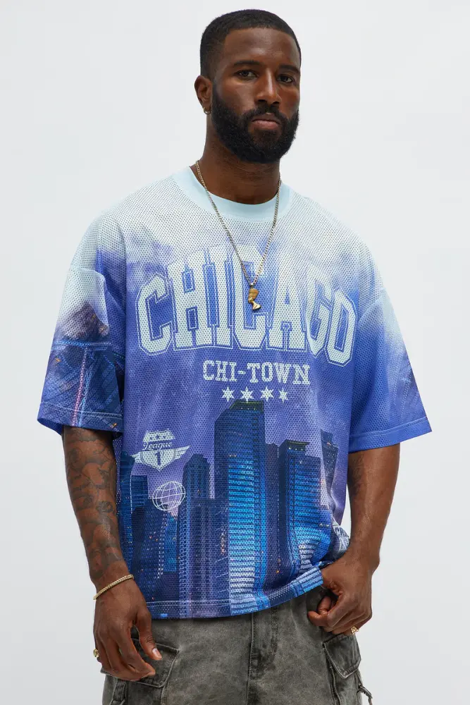 Regular Fit Chicago Print T-shirt Size: L SKU: U879622