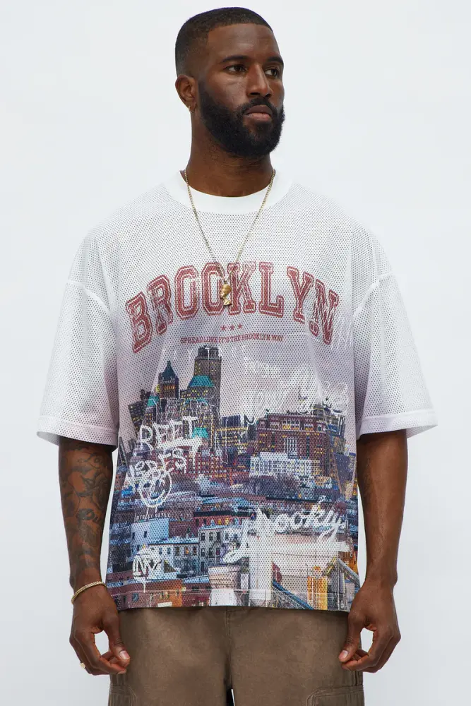 SKU: 567D321 Multi Color Regular Fit Brooklyn T-shirt Size: M SKU: 567D321