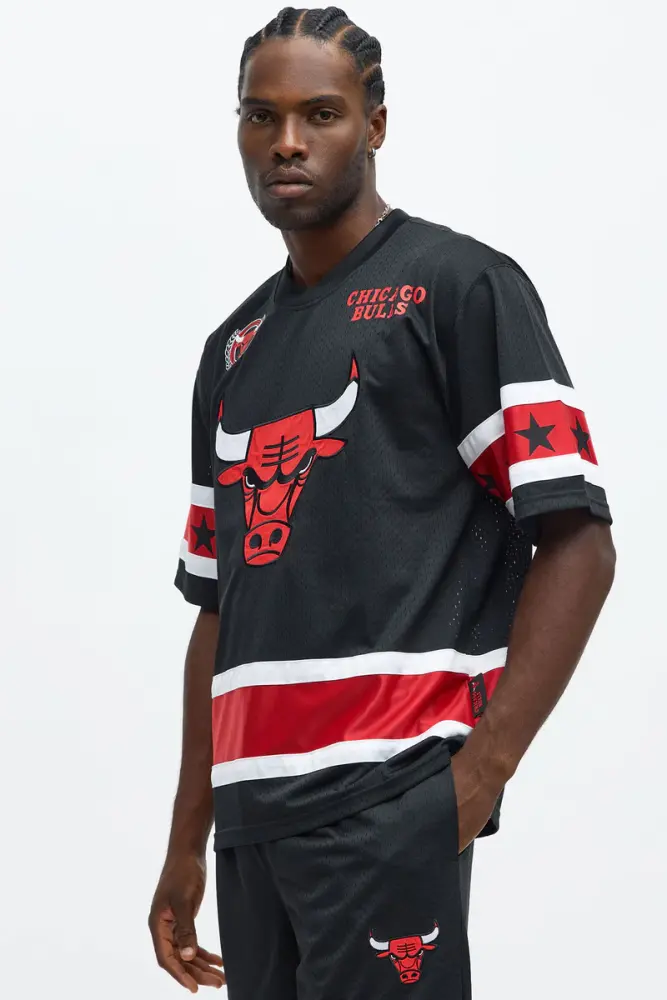 Chicago Bulls Print Boxy Short Sleeve Tee SKU: 657G990