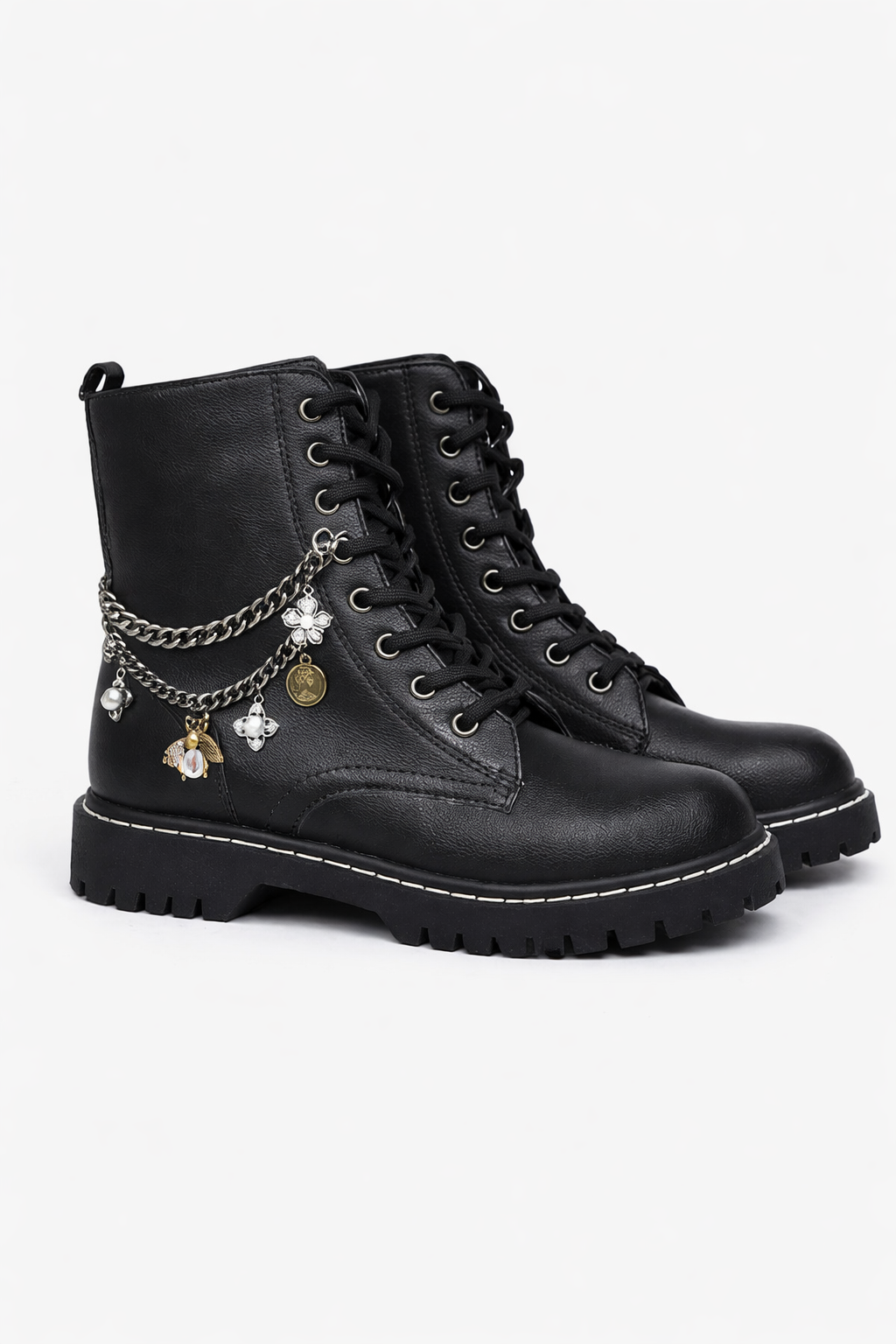 Charm Chain Lace-Up Combat Boots Size: 8.5 SKU: 0445791