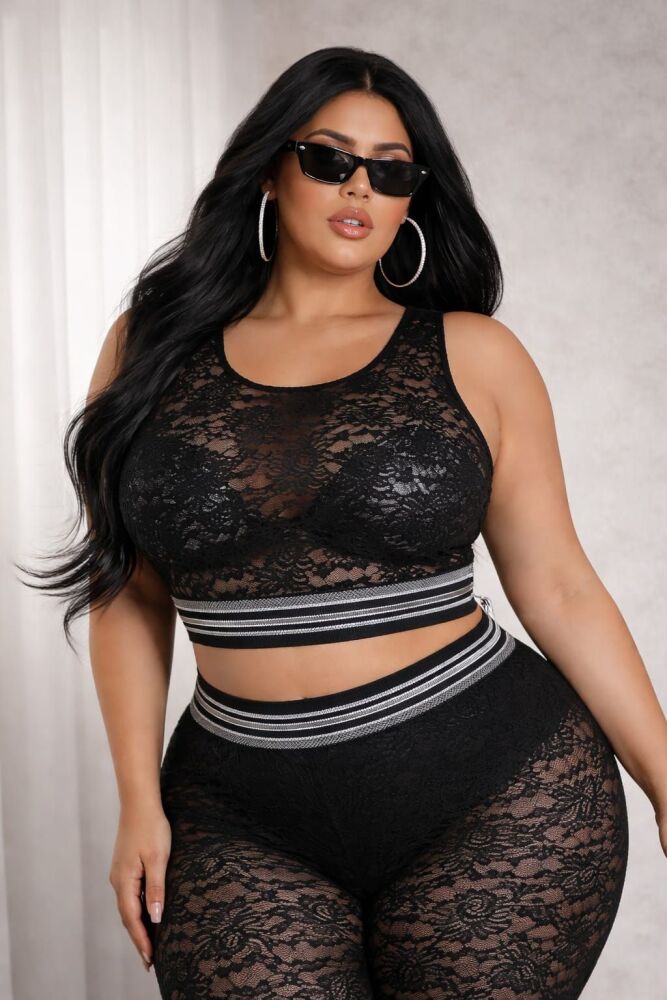 Black Midnight Lace Sports Crop Top Size: 2XL SKU: 6576811