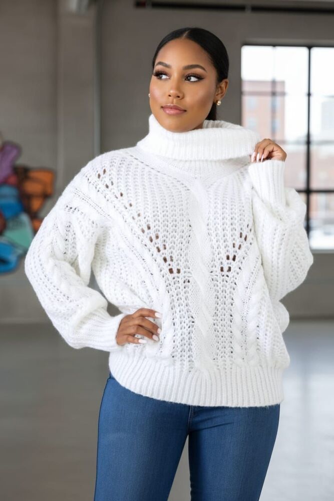 White Winter Knit Ribbed Sweater Size: L SKU: 0011768