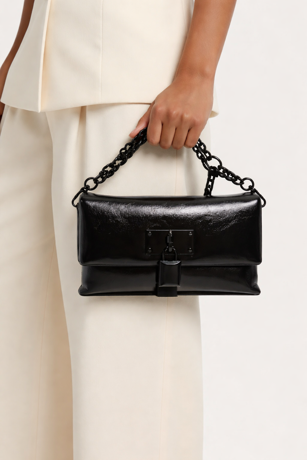 Aldo Black Chain Lock Shoulder Bag SKU: 6786VU7