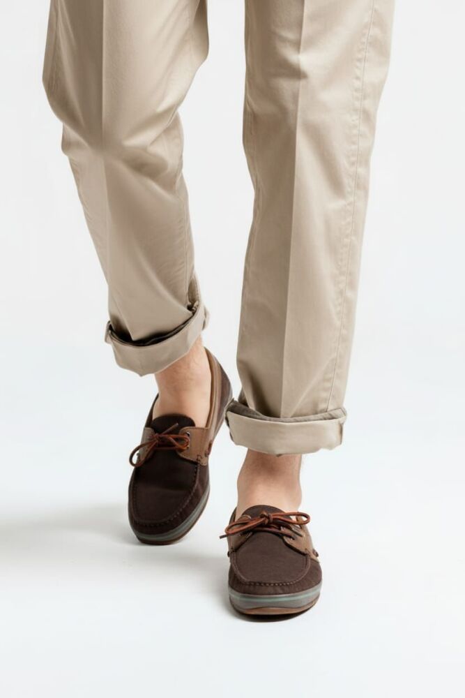 Woolrich - Chocolate Leather Lace Detail - Size 9