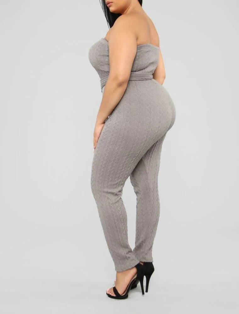 Tube Top Skinny Leg Belted Jumpsuit Size: 2XL SKU: L095043