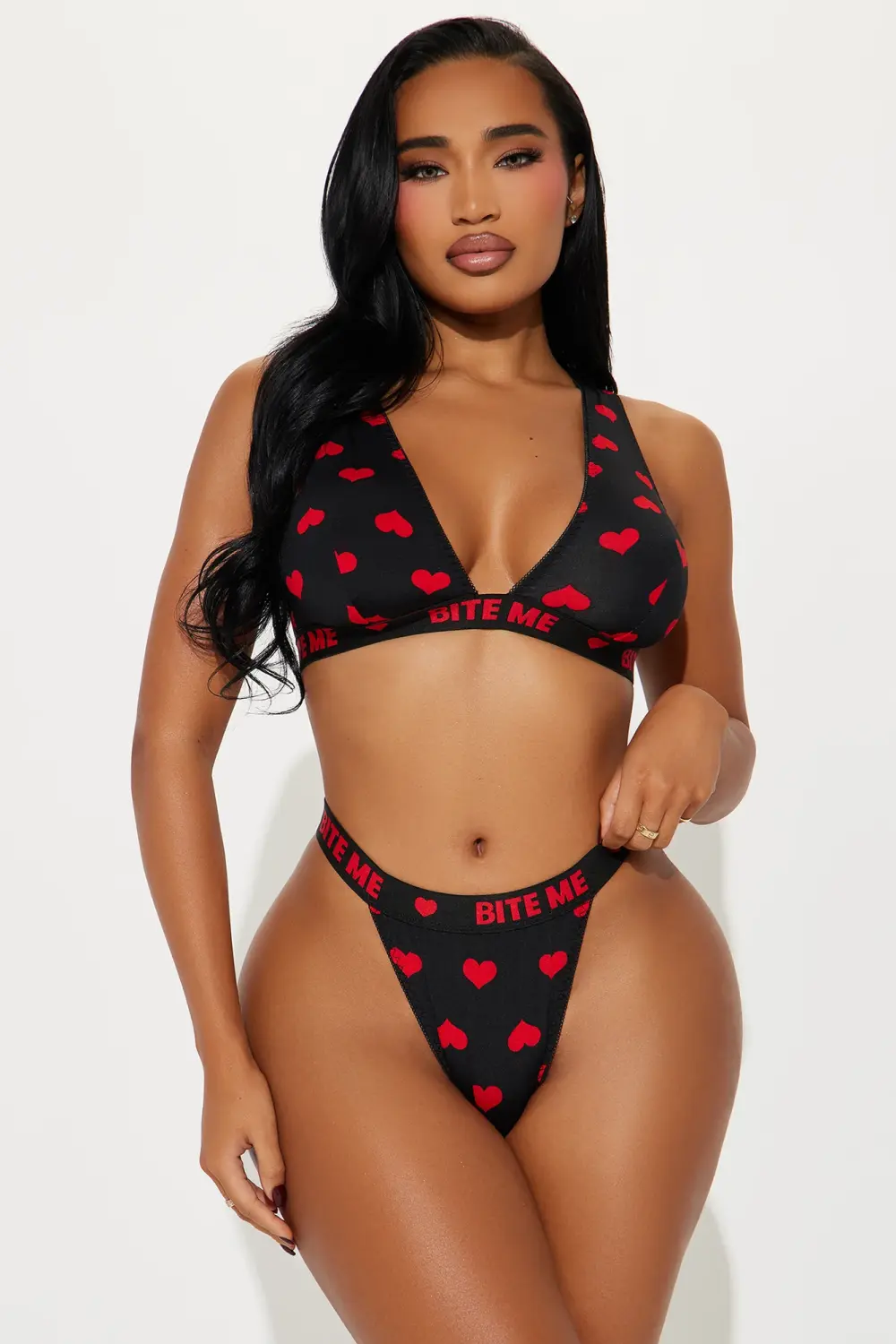 Black/Red Stassi Heart Breaker 2 Piece Set Size: M SKU: 0340121