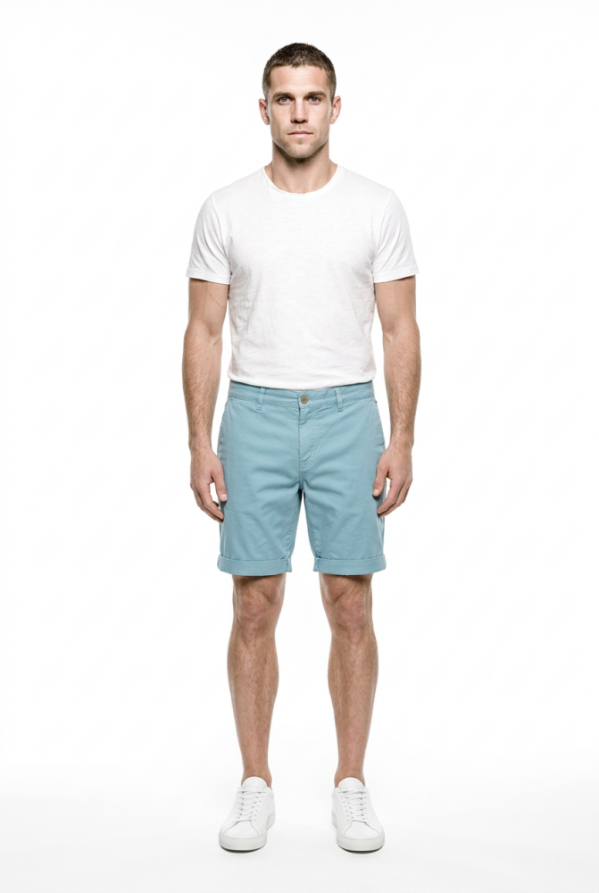 Tommy Jeans Classic Sky-Blue Chino Shorts Size: 33 SKU: 4002131