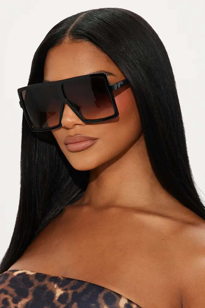 Black Block Out Shield Oversized Sunglasses Size: OS