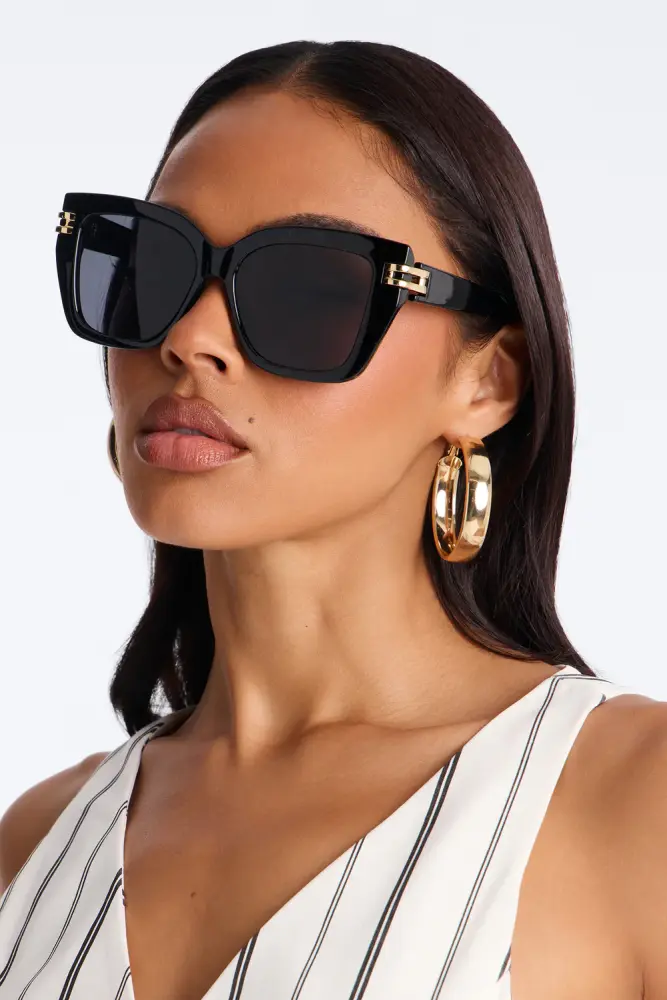 Black High-Class Sunglasses Size: OS SKU: L0L24324