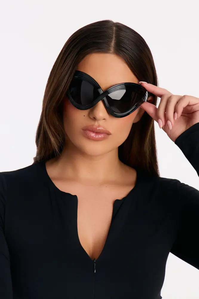Black Stardust Shield Sunglasses Size: OS SKU: L0119321