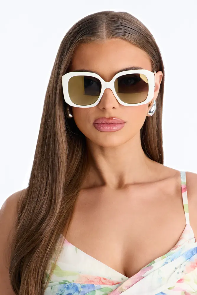White Square Attitude Sunglasses SKU: 7686221