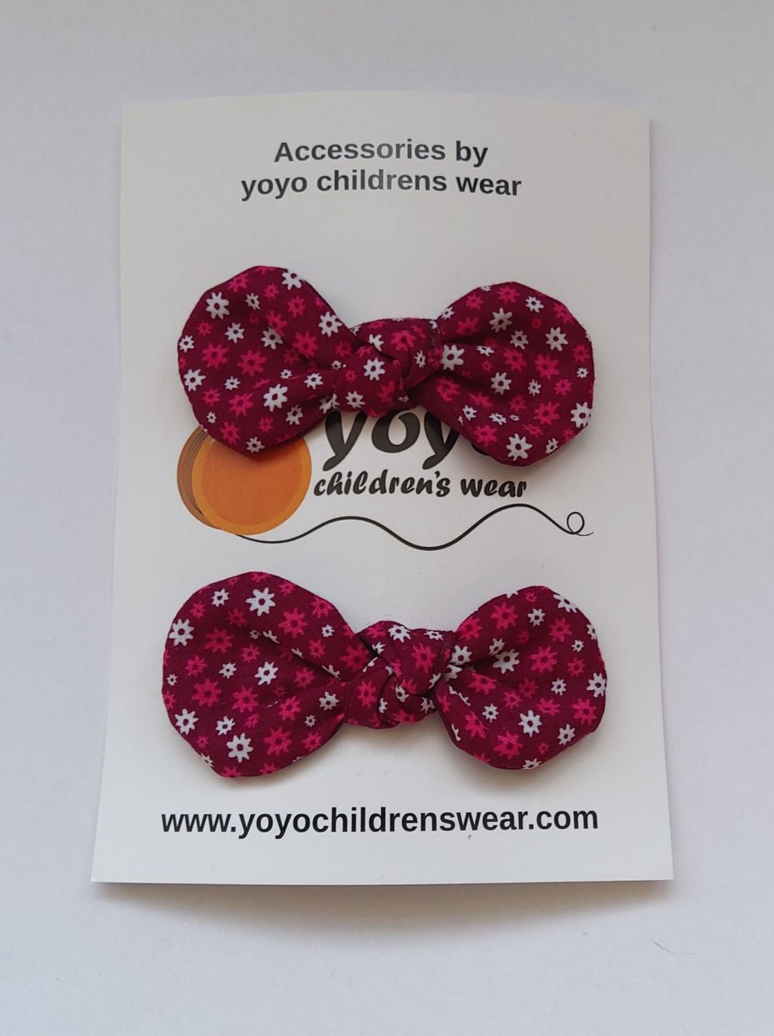 <!-- 005-->Dazzling Daisies Hair Clips and Bobbles
