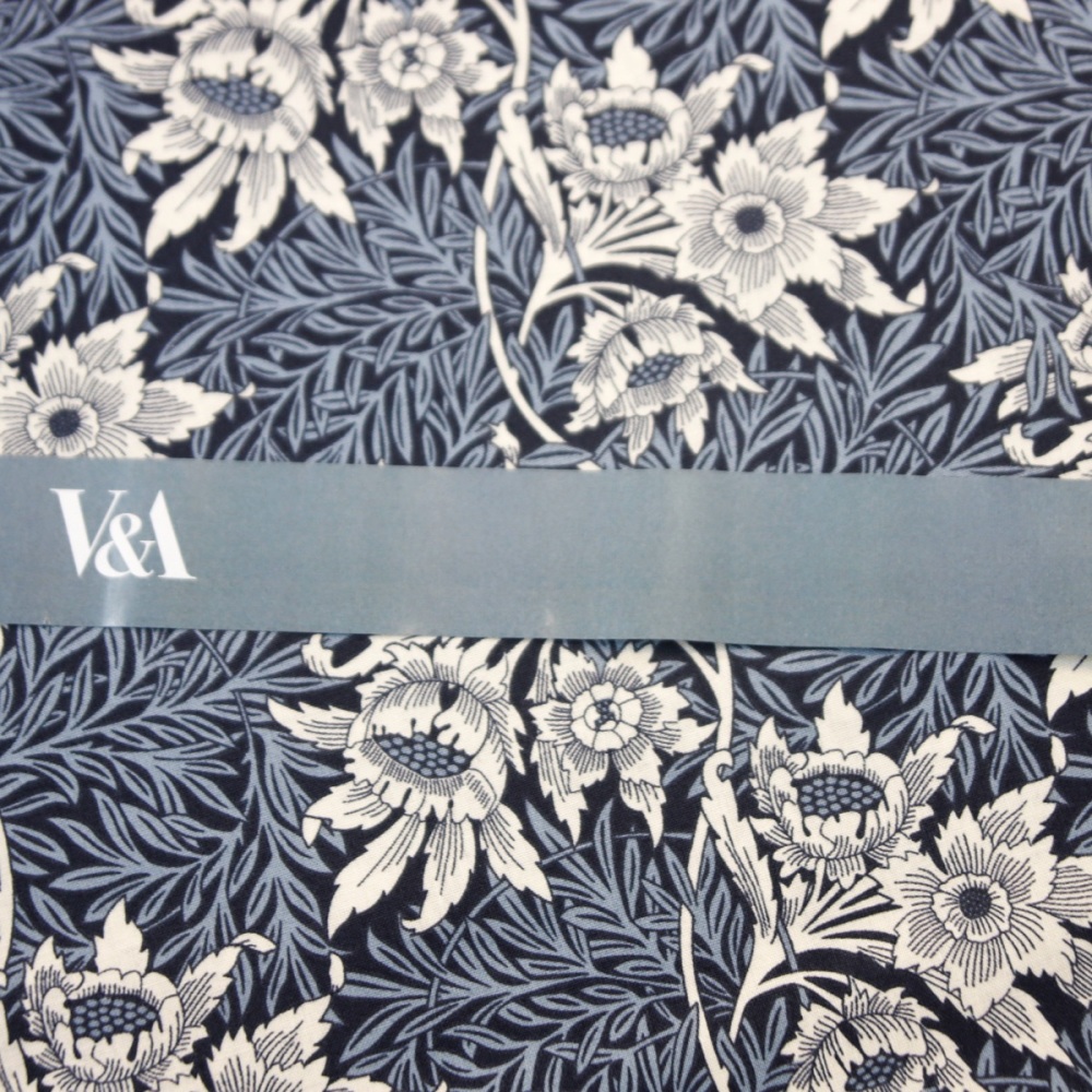 William Morris Collection - Tulip and Willow - per half metre