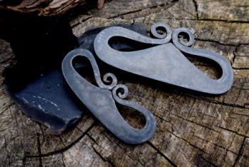 fire curly viking fire steels 2 sizes for beaver bushcraft