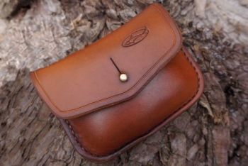 leather hand stitched hand dyed saddle tan 1 ounce tobacco pouch by beaver