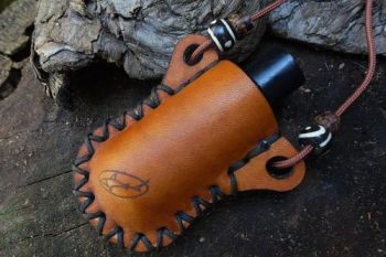leather plastic bottle holder by beaver bushcraft with beaded detail