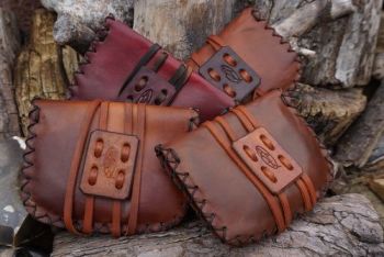 leather pioneering pouches hand dyed readt 2 go by beaver bushcraft
