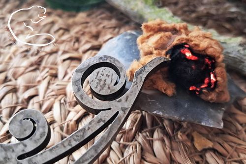 <!--0019-->TINDER TEASERS & MULTI-TOOLS Strikers