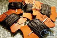 FREE50+ Brown 0.8mm Tiger Thread (5m) + 2 x Leather Needles  