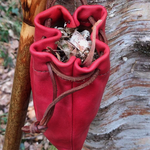 Photo by Andyinthewoods66 (Instagram) of his Beaver Bushcraft Kits  