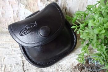 Leather mini belt pouch in black by Beaver Bushcraft