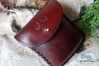 Leather large belt pouch hand crafted in mahogany and acorn detail by beave